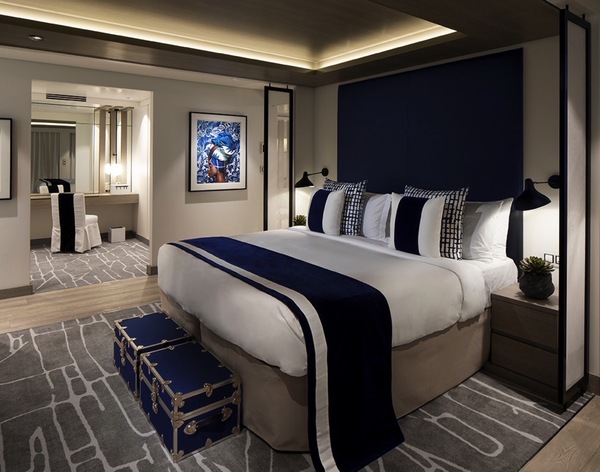 Celebrity Cruises Celebrity Beyond Penthouse Suite 2.jpg